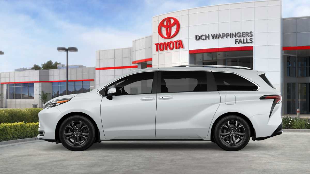New 2026 Toyota Sienna Platinum AWD/4WD image 26