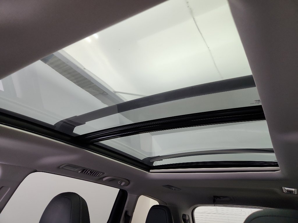 Used 2022 Subaru Ascent Limited w/ Technology Package image 31