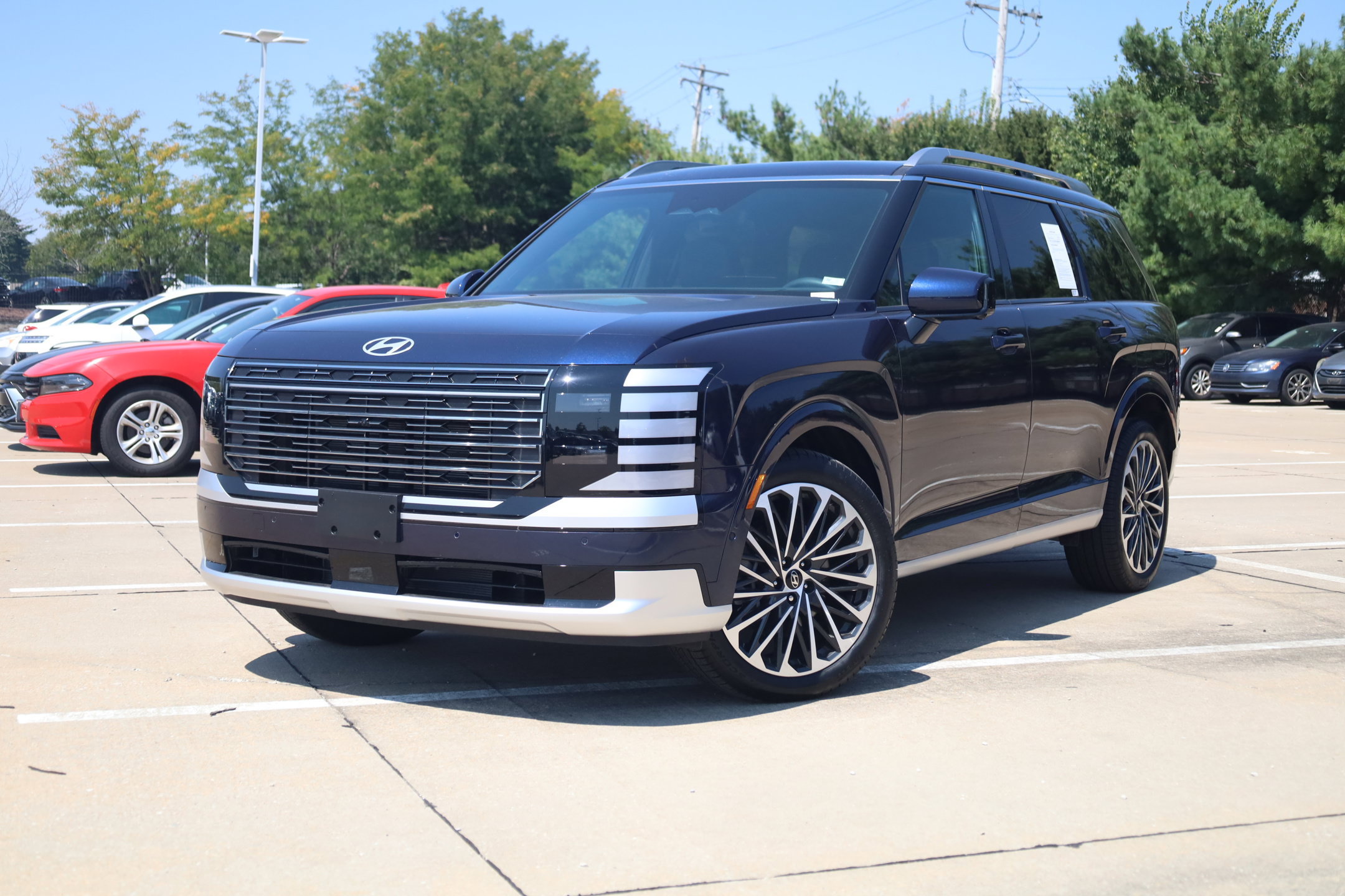 Used 2026 Hyundai Palisade Calligraphy AWD/4WD image 2