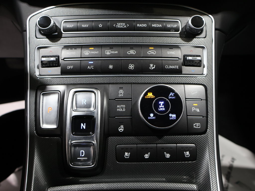 Used 2023 Hyundai Santa Fe Limited AWD/4WD image 32