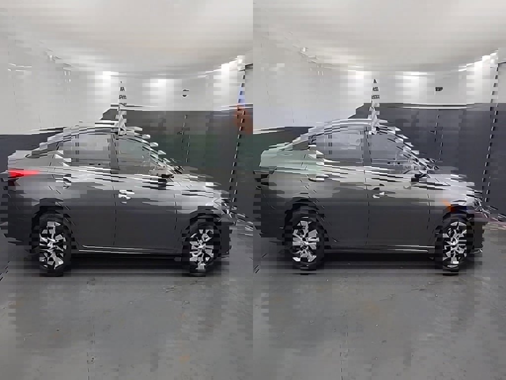 New 2025 Nissan Altima 2.5 S image 8