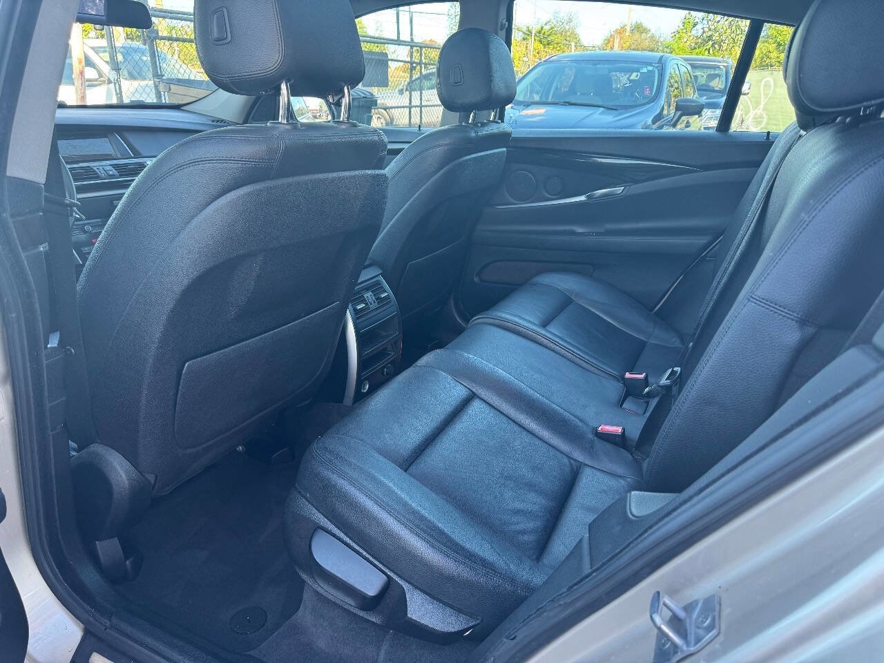 Used 2014 BMW 535i Gran Turismo image 13