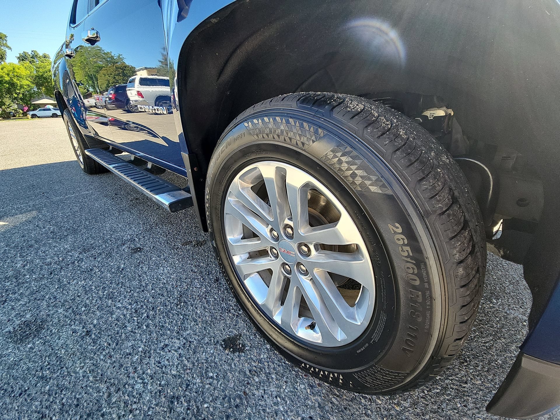 Used 2019 GMC Canyon SLT w/ Driver Alert Package AWD/4WD image 18