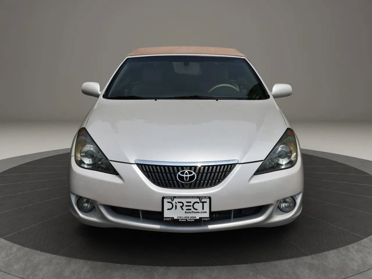 Used 2005 Toyota Solara SLE image 2