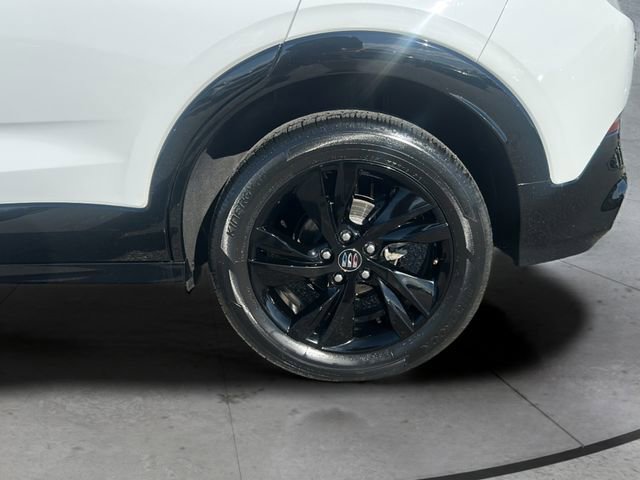 Certified 2024 Buick Encore GX Sport Touring image 28