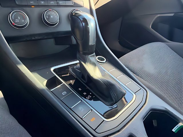 Used 2019 Volkswagen Jetta S FWD image 25