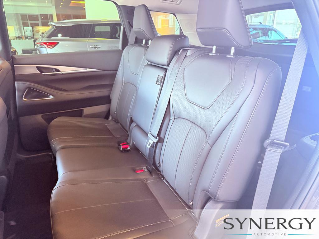 New 2027 INFINITI QX60 Luxe w/ Cargo Package FWD image 29