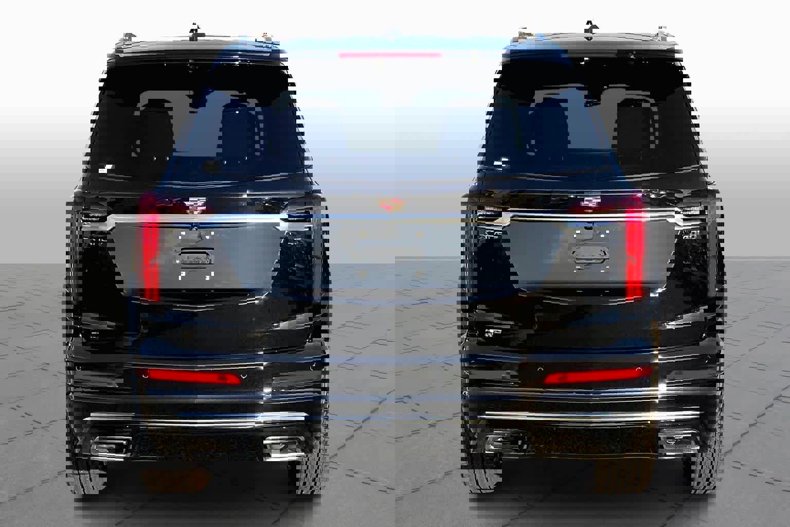 Used 2025 Cadillac XT6 Premium Luxury w/ Technology Package image 5