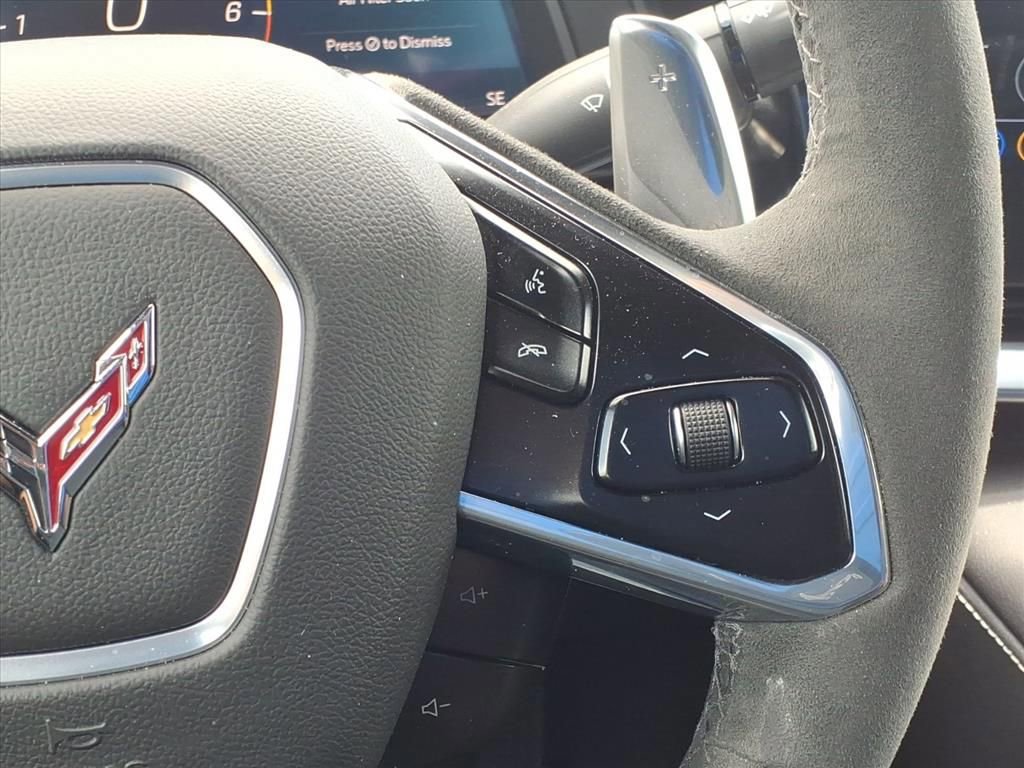 Used 2022 Chevrolet Corvette Stingray Coupe w/ 1LT RWD image 25