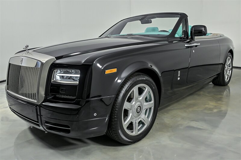 Used 2013 Rolls-Royce Phantom Drophead Coupe RWD image 5