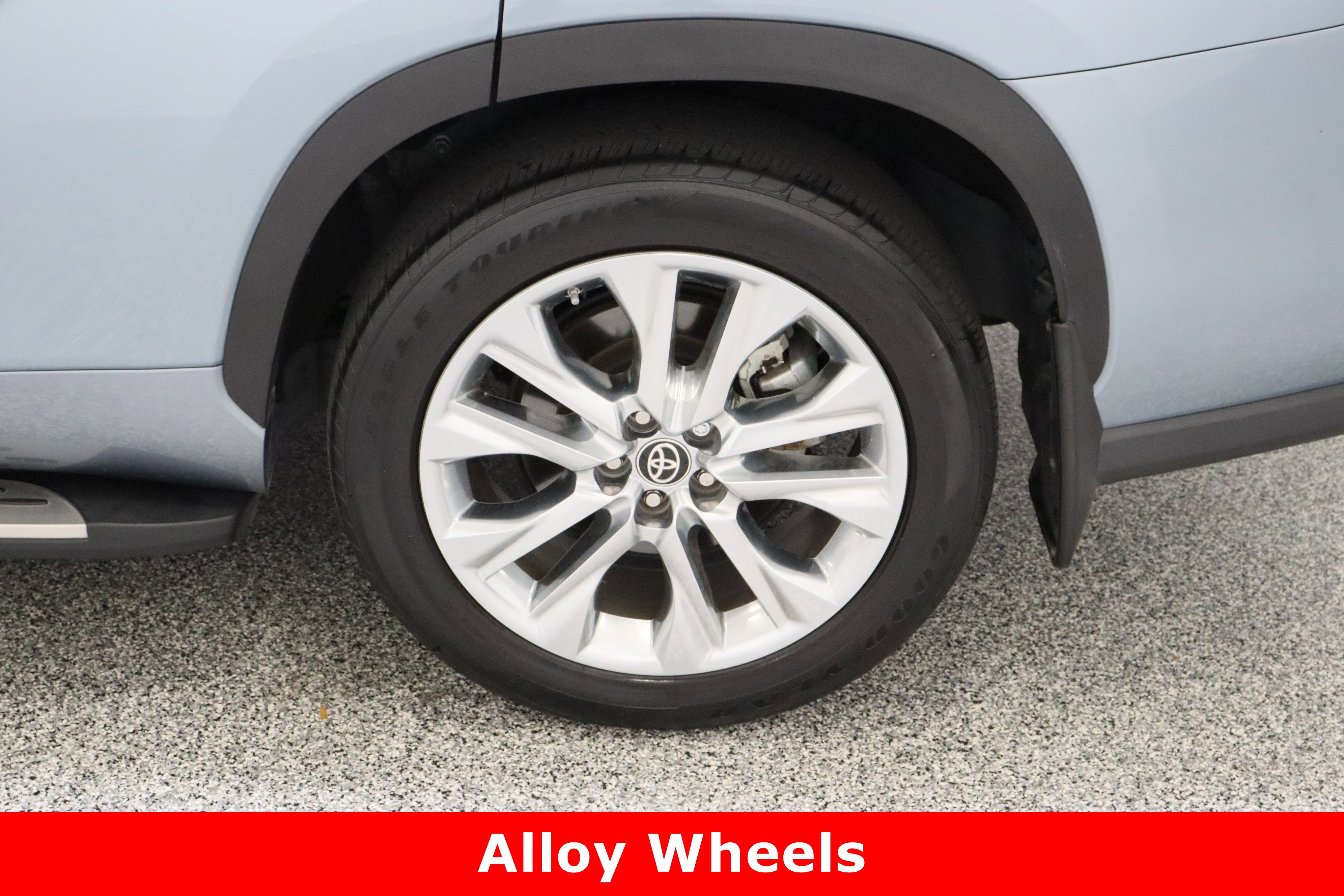 Used 2023 Toyota Highlander Limited image 10