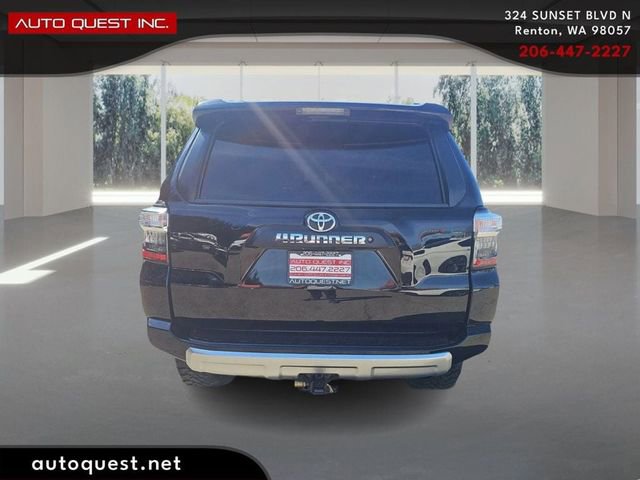 Used 2018 Toyota 4Runner TRD Off-Road AWD/4WD image 6