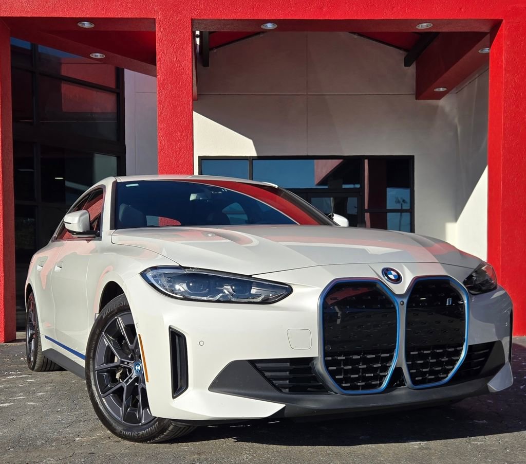 Used 2023 BMW i4 eDrive40 w/ Premium Package image 11