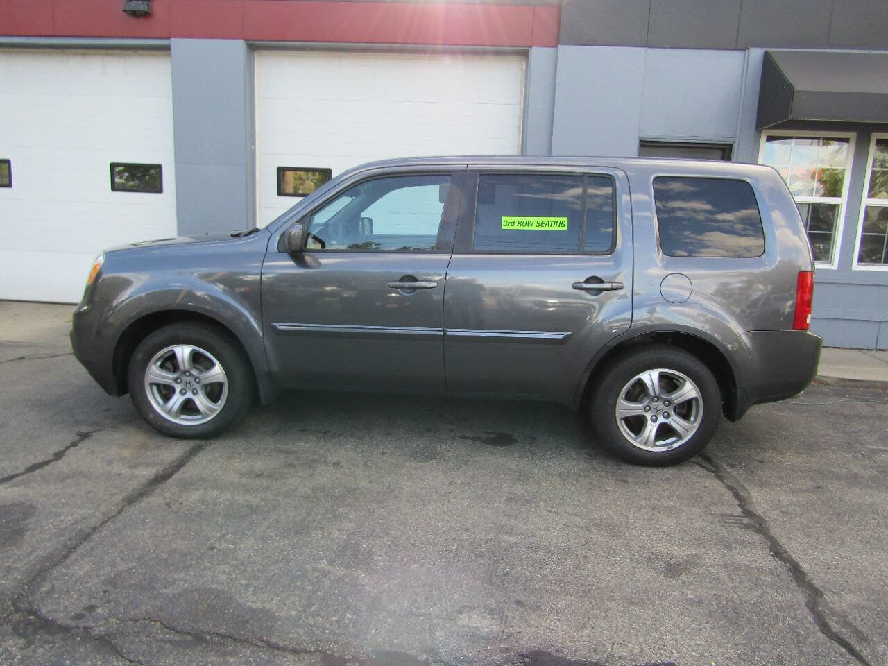 Used 2014 Honda Pilot EX image 1