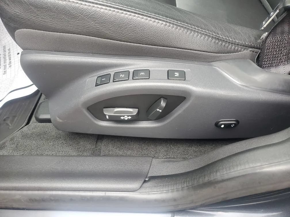 Used 2016 Volvo XC60 T6 Platinum AWD/4WD image 13