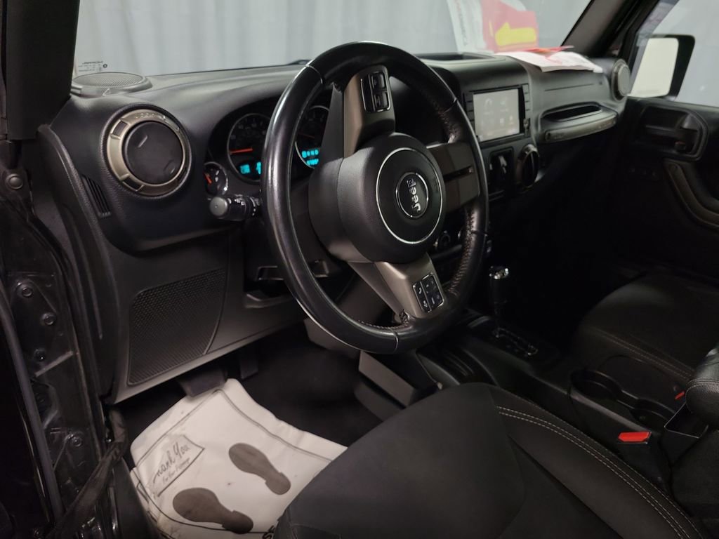 Used 2018 Jeep Wrangler Unlimited Sport image 14
