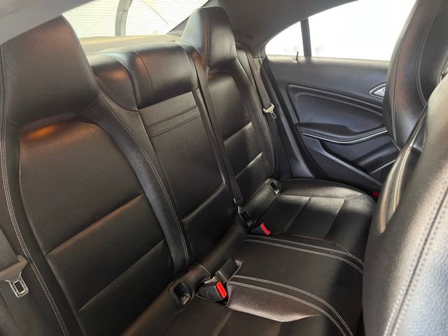 Used 2018 Mercedes-Benz CLA 250 image 13