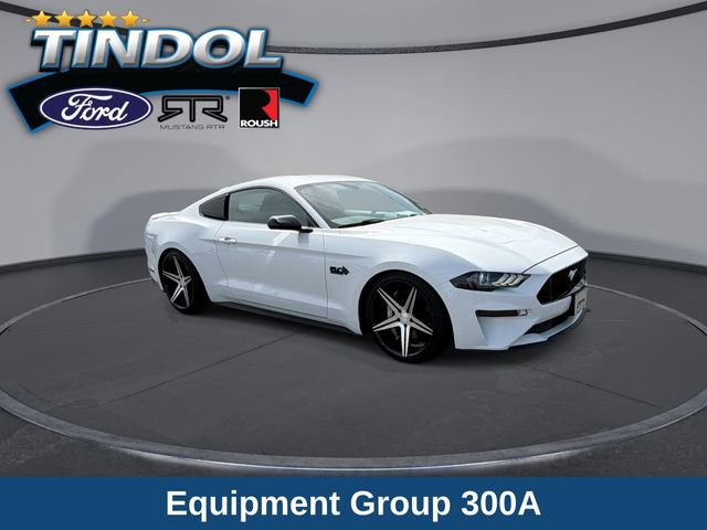 Used 2019 Ford Mustang GT RWD image 2