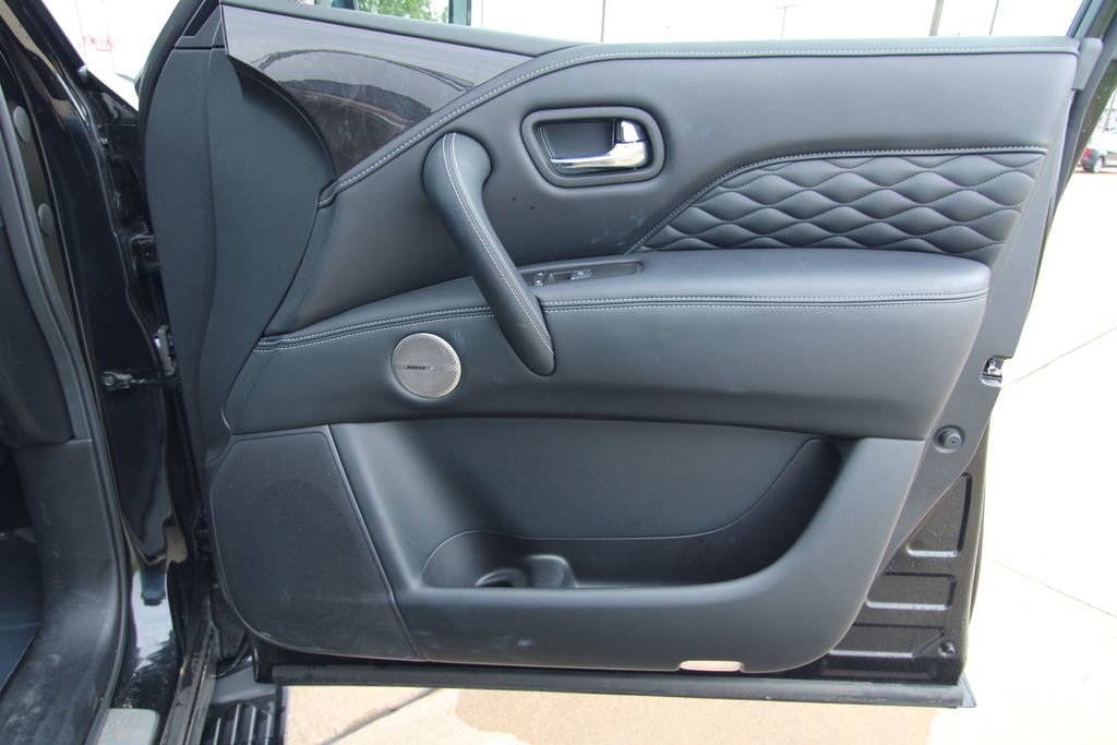 Used 2024 INFINITI QX80 Sensory AWD/4WD image 45