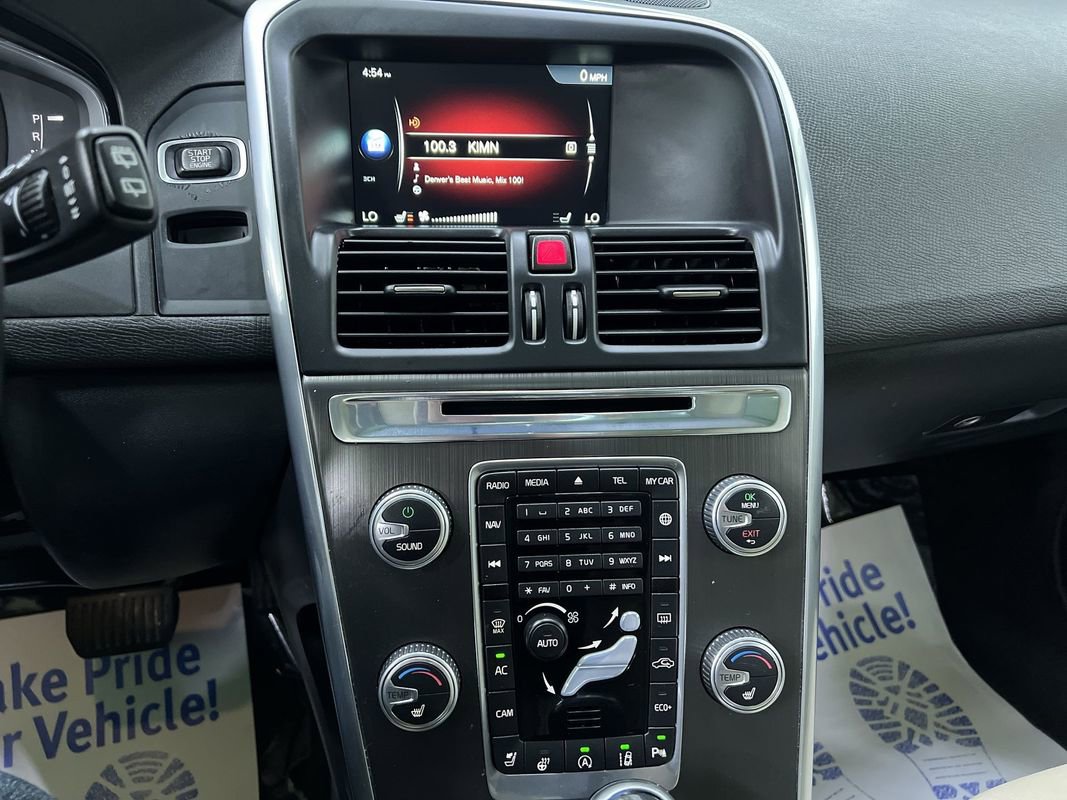 Used 2016 Volvo XC60 T6 Platinum w/ Climate Package FWD image 20