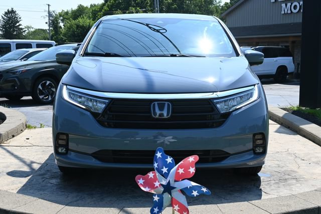 Used 2023 Honda Odyssey Elite image 2
