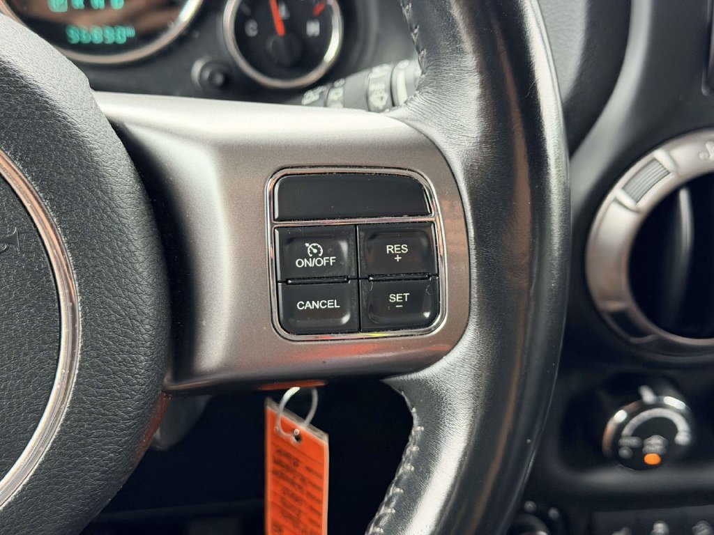Used 2018 Jeep Wrangler Unlimited Sahara AWD/4WD image 21