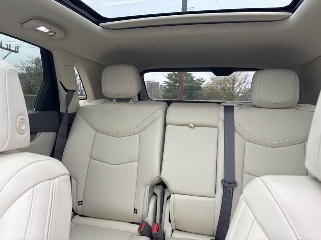 Used 2023 Cadillac XT5 Premium Luxury image 4