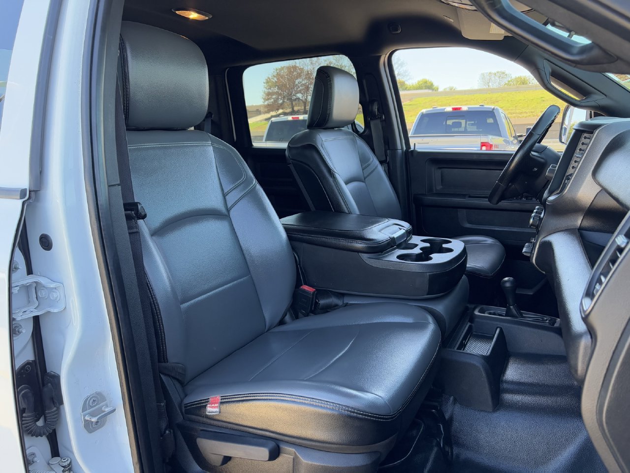 Used 2022 RAM 2500 Tradesman AWD/4WD image 30