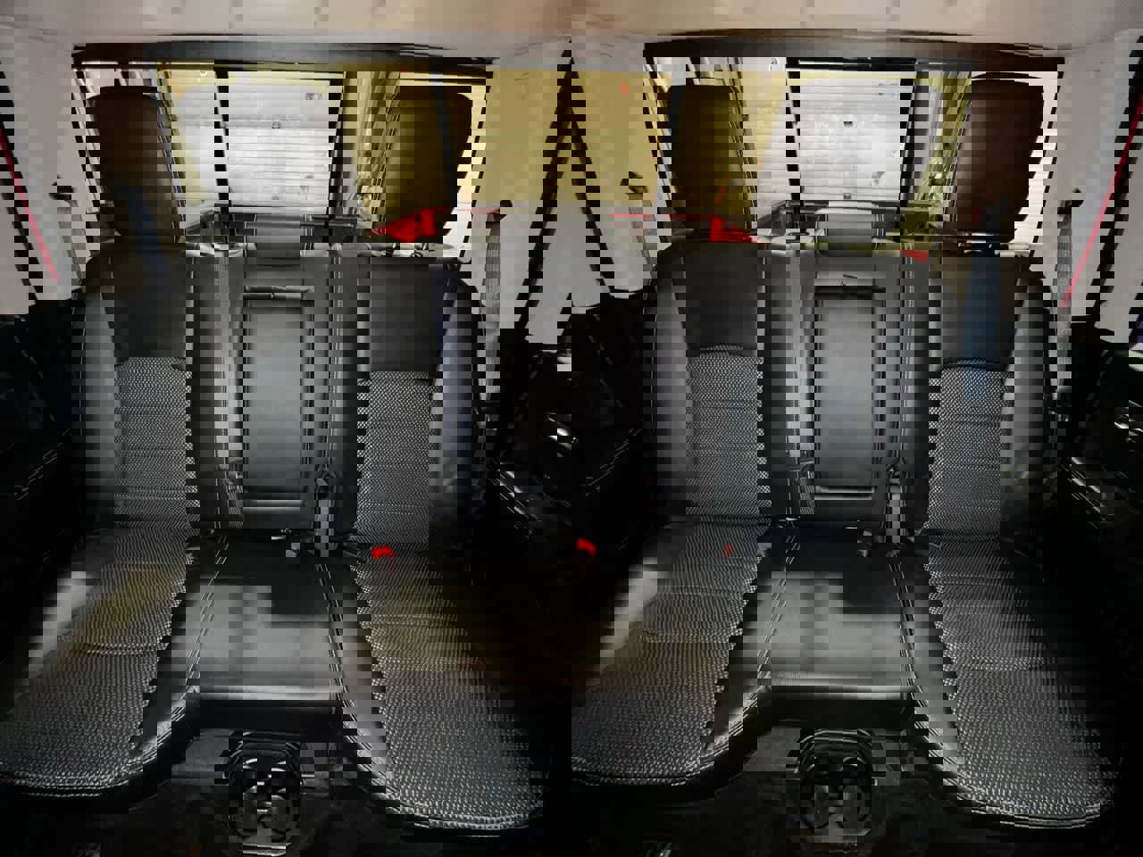 Used 2015 RAM 1500 Sport w/ Sport Premium Group image 23