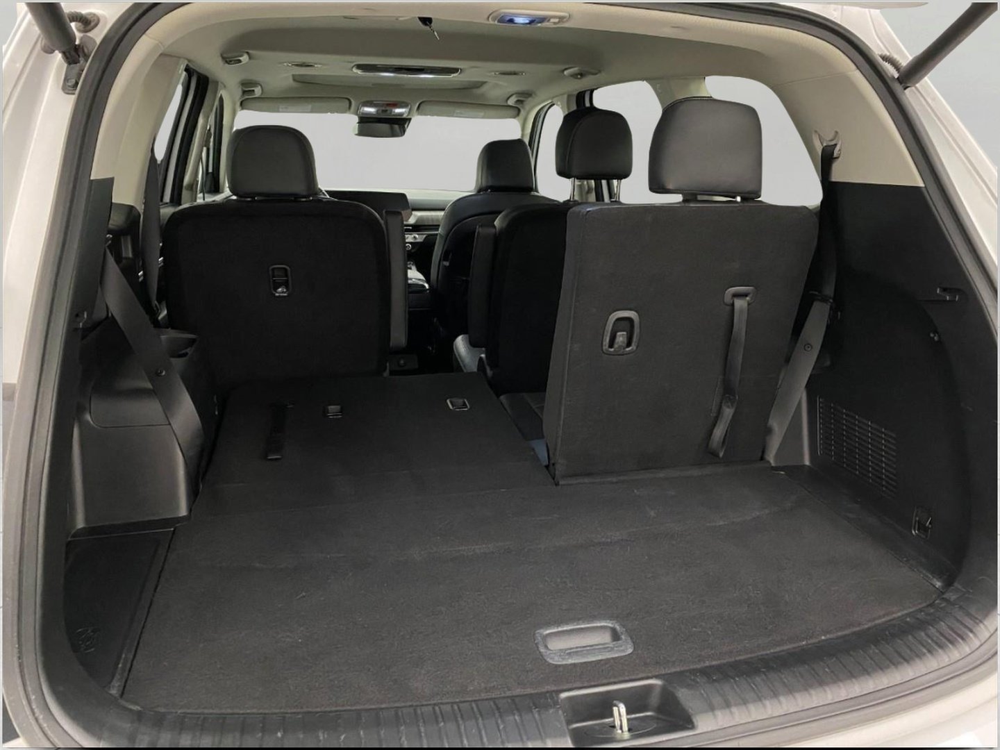 Used 2025 Kia Telluride EX w/ EX Captain's Chair Package AWD/4WD image 6