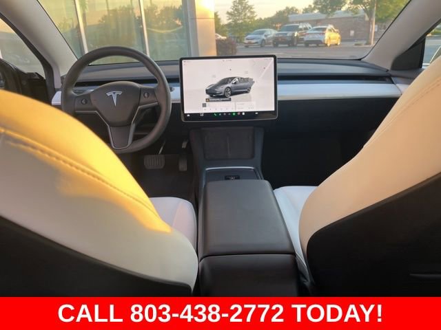 Used 2023 Tesla Model 3 Standard Range image 16