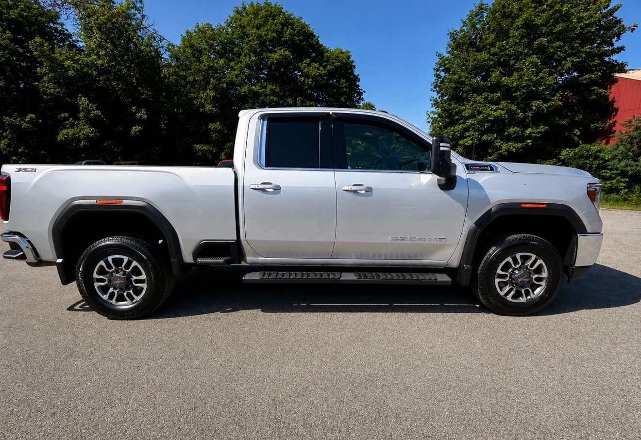 Used 2023 GMC Sierra 2500 SLE w/ SLE Value Package; AWD/4WD image 7