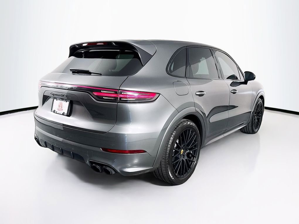 Used 2021 Porsche Cayenne GTS image 10