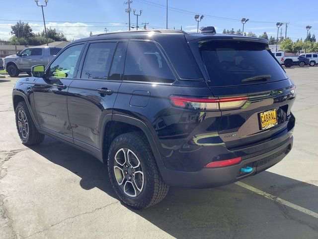 New 2024 Jeep Grand Cherokee Trailhawk AWD/4WD image 22