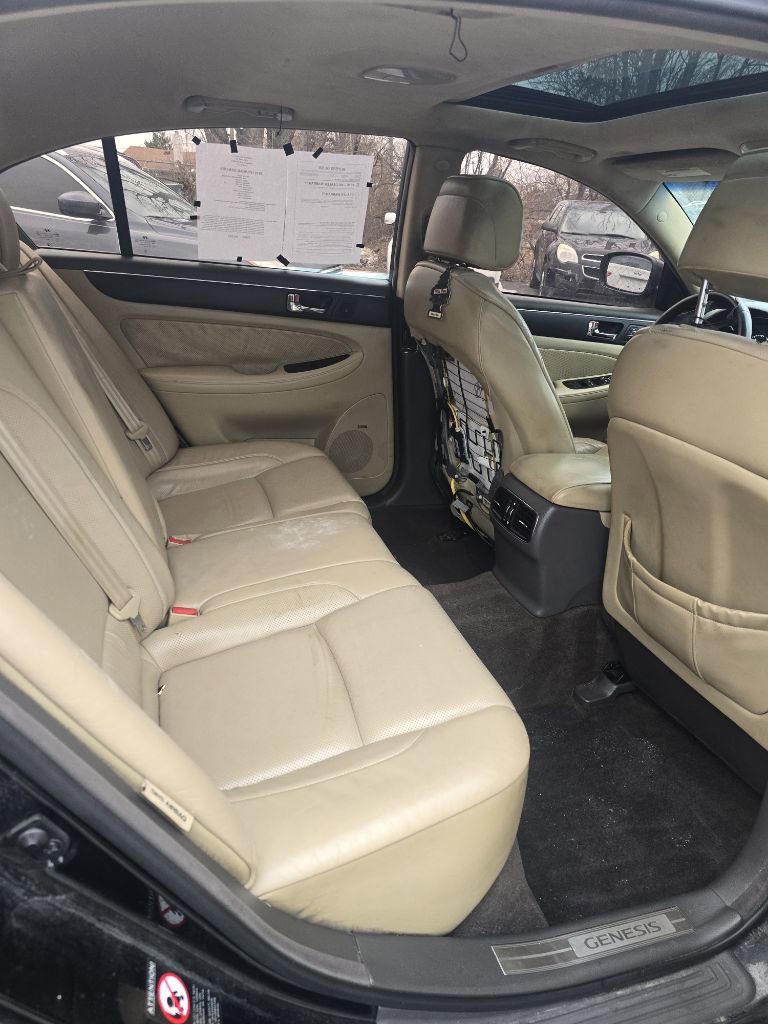 Used 2010 Hyundai Genesis 3.8 w/ Premium Navigation Pkg 3 image 9