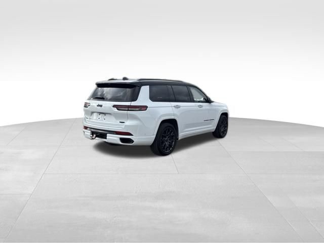 Used 2024 Jeep Grand Cherokee L Summit image 4