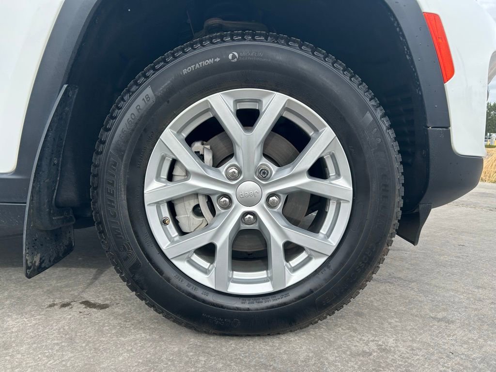 Used 2023 Jeep Grand Cherokee Limited image 31