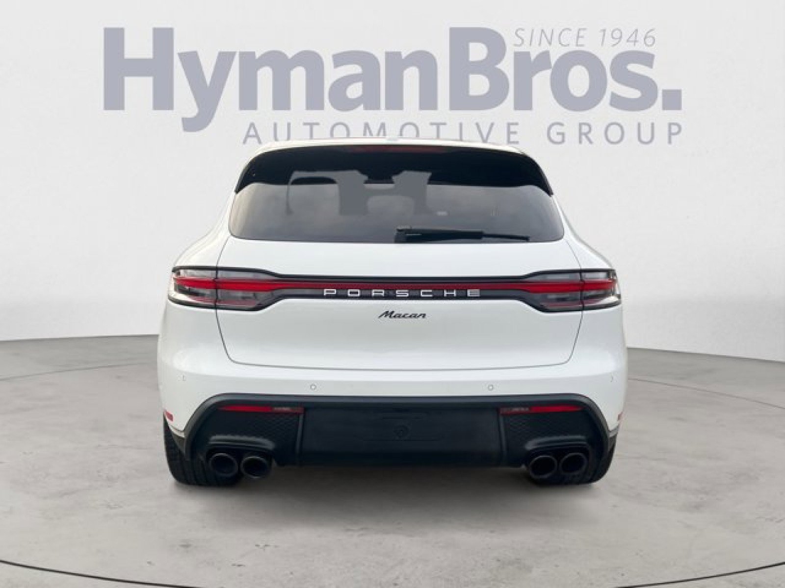 Used 2022 Porsche Macan AWD/4WD image 4