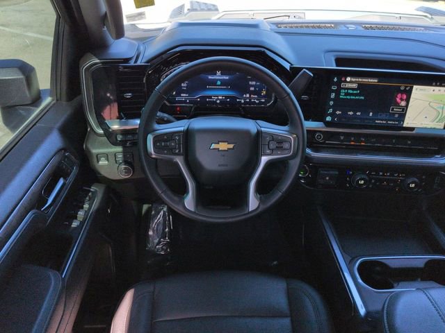 Used 2025 Chevrolet Silverado 3500 LTZ w/ LTZ Plus Package image 16