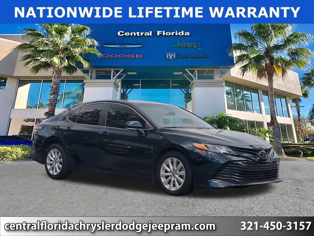 Used 2019 Toyota Camry LE FWD image 1