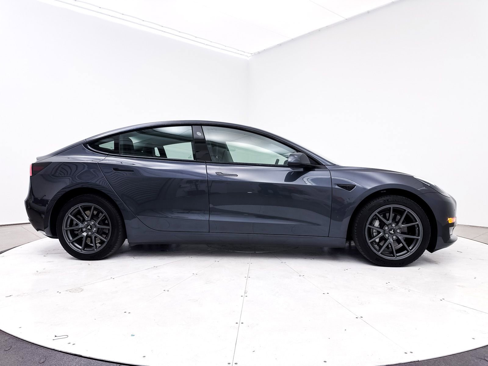 Used 2023 Tesla Model 3 Long Range image 42