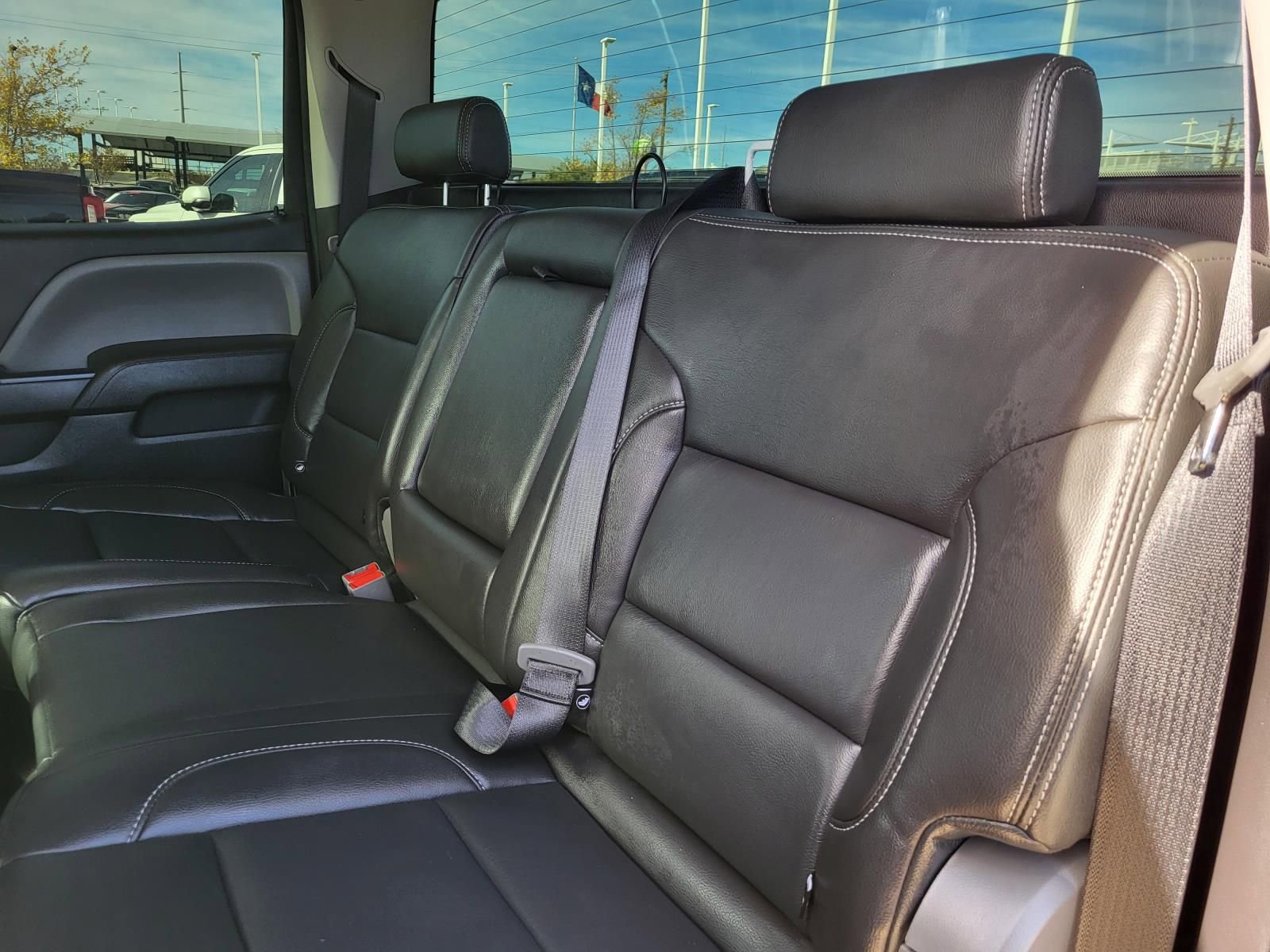 Used 2018 Chevrolet Silverado 1500 Custom w/ Custom Value Package image 19