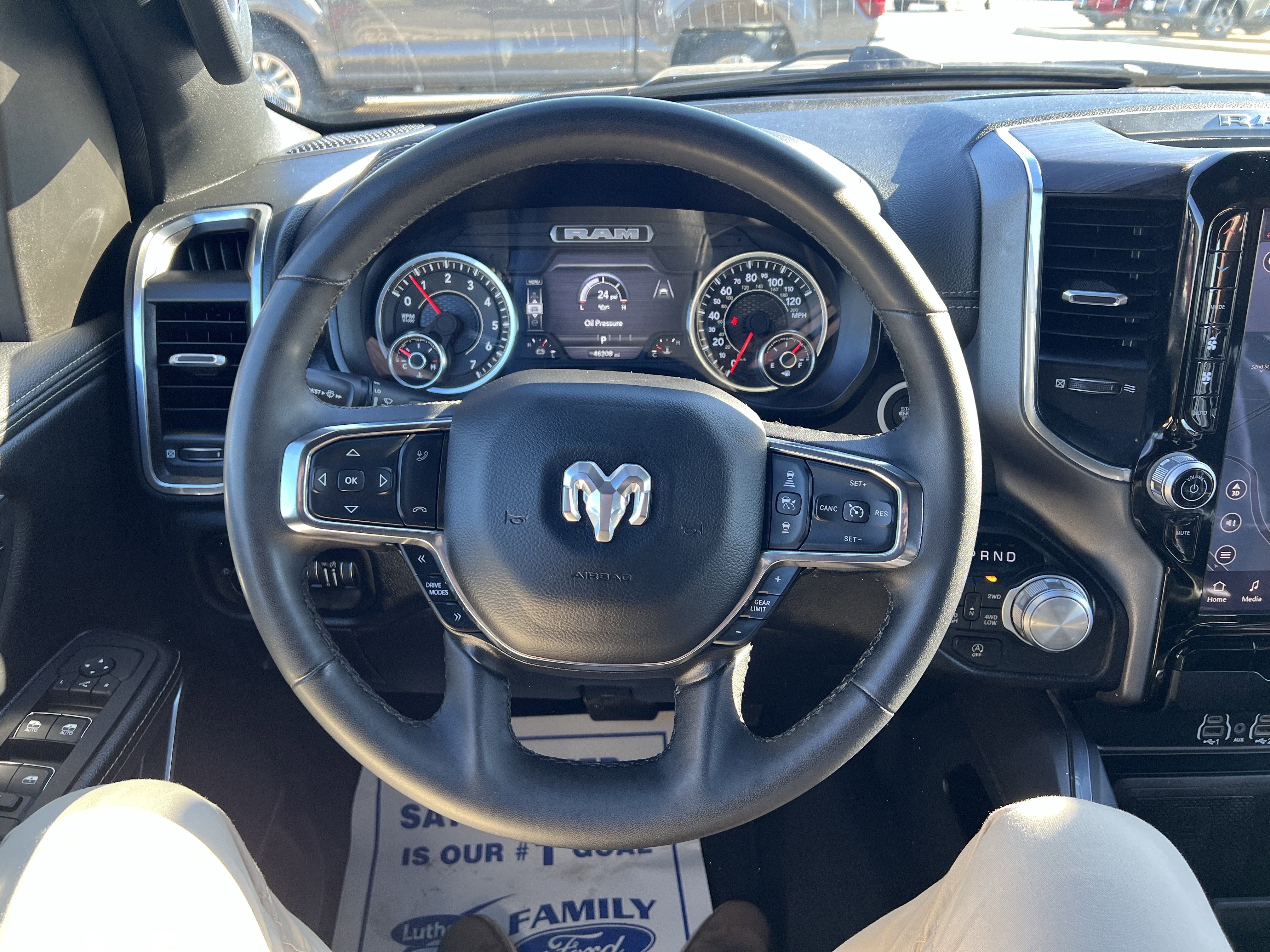 Used 2025 RAM 1500 Laramie image 9