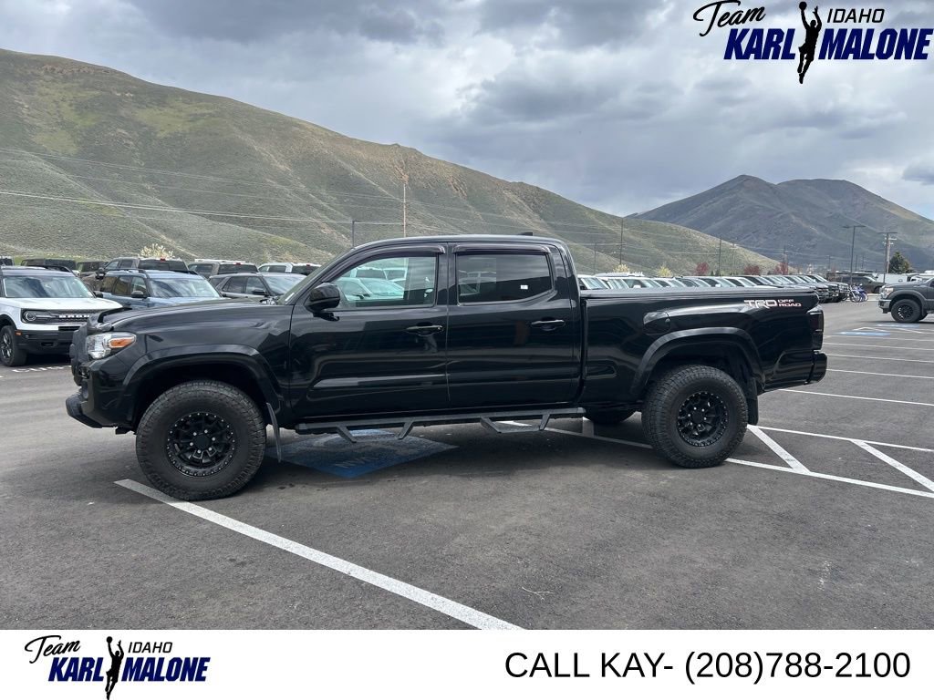 Used 2020 Toyota Tacoma TRD Off-Road AWD/4WD image 4