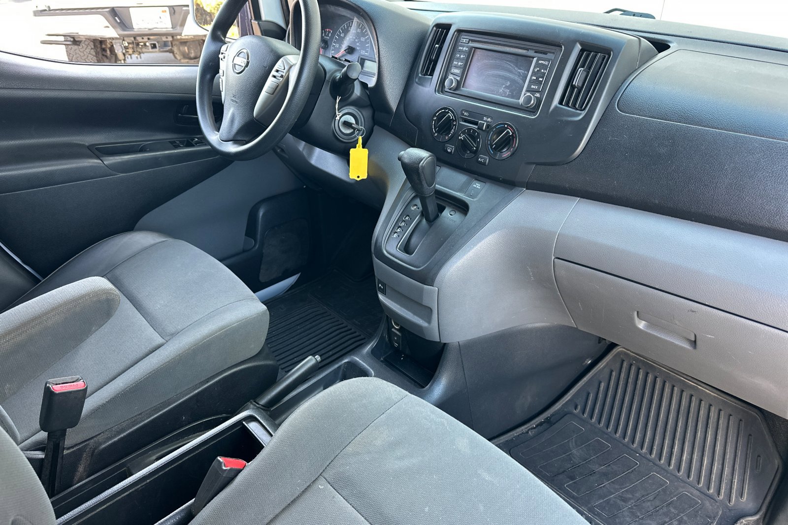Used 2018 Nissan NV200 SV w/ Navigation Package image 18