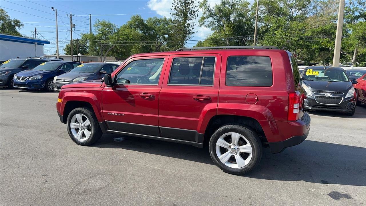 Used 2014 Jeep Patriot Latitude w/ Sun/Sound Group image 16