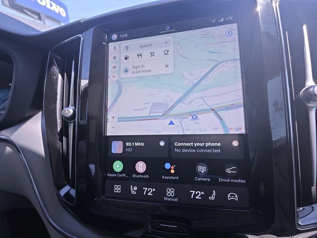 Used 2023 Volvo XC60 B5 Core w/ Climate Package image 24