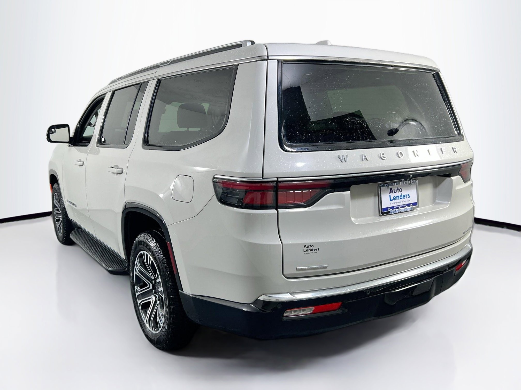 Used 2022 Jeep Wagoneer Series III w/ Flexible Seating Group image 7