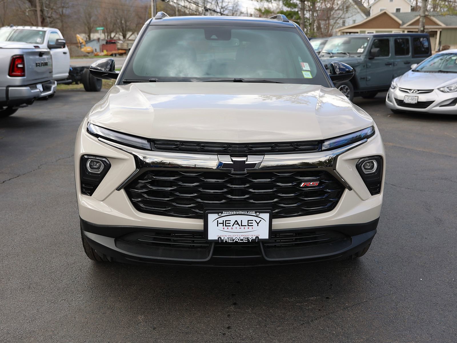 Used 2026 Chevrolet TrailBlazer RS w/ Convenience Package image 2