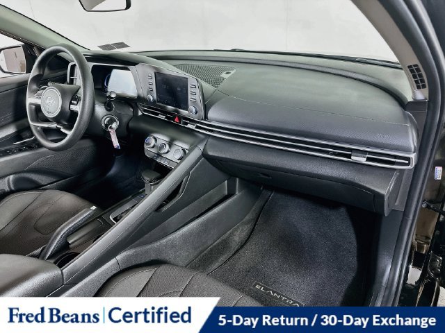 Certified 2024 Hyundai Elantra SE FWD image 11